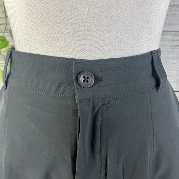 Eddie Bauer Skirt Skort size 8 Classic Black Short Swing Athletic Sports Modest - Picture 4 of 13